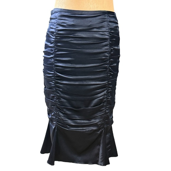 DOLCE & GABBANA, Rushed Fit & Flare Silk Skirt - Picture 1 of 6